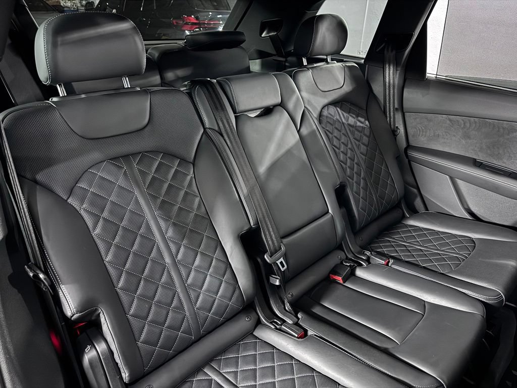 Used 2024 Audi SQ7 Premium Plus AWD/4WD image 50