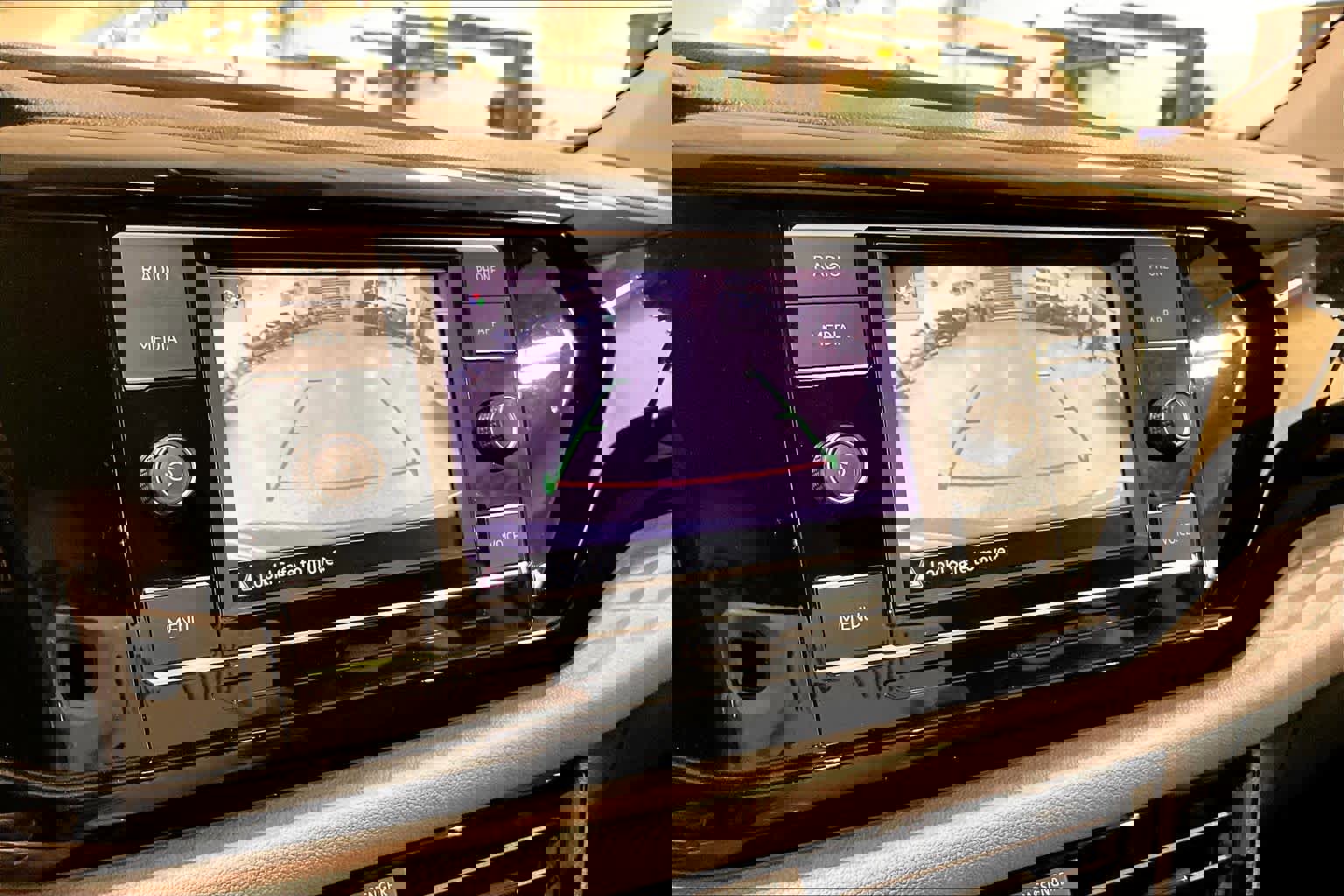 Used 2023 Volkswagen Taos S image 31