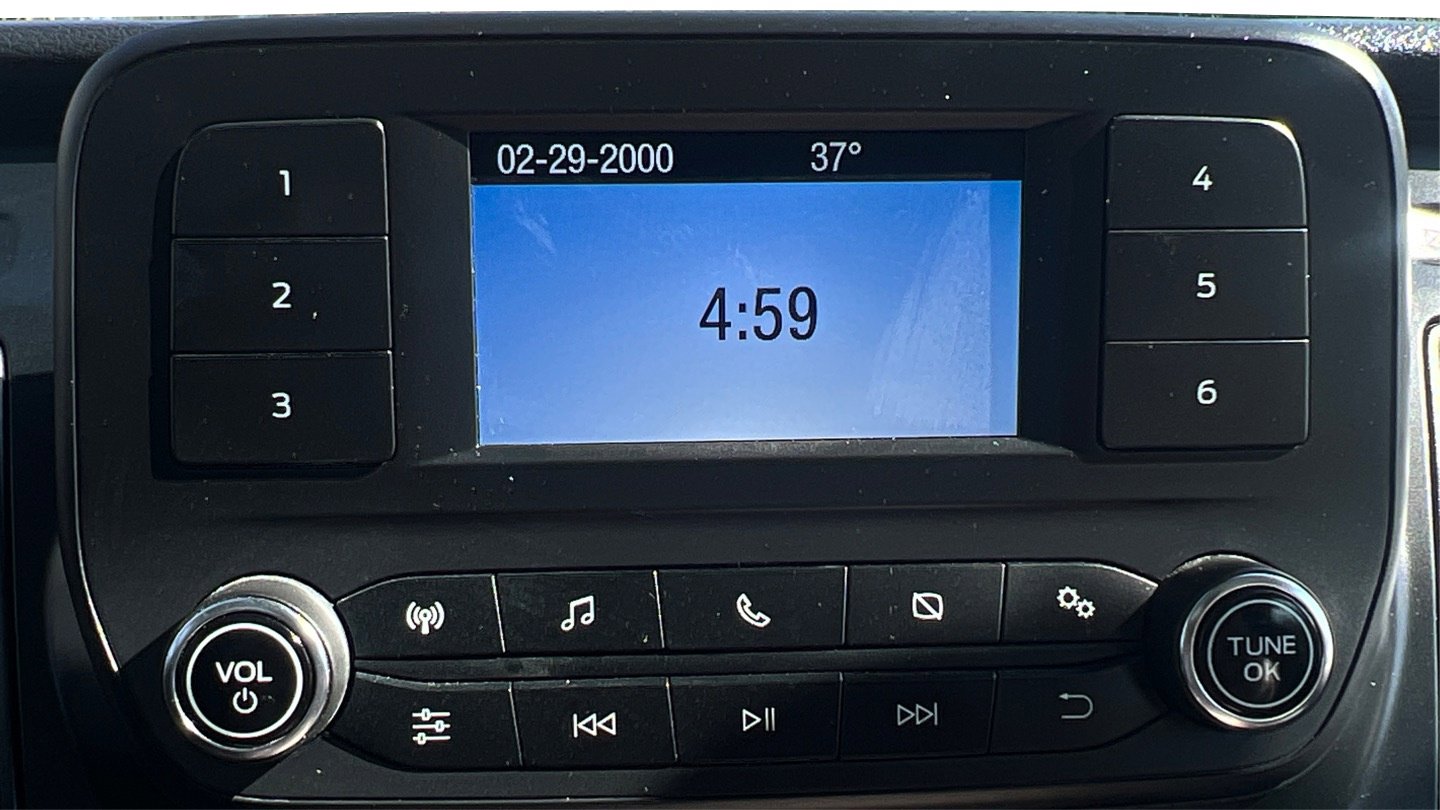 Used 2024 Ford Transit 250 Low Roof AWD image 9