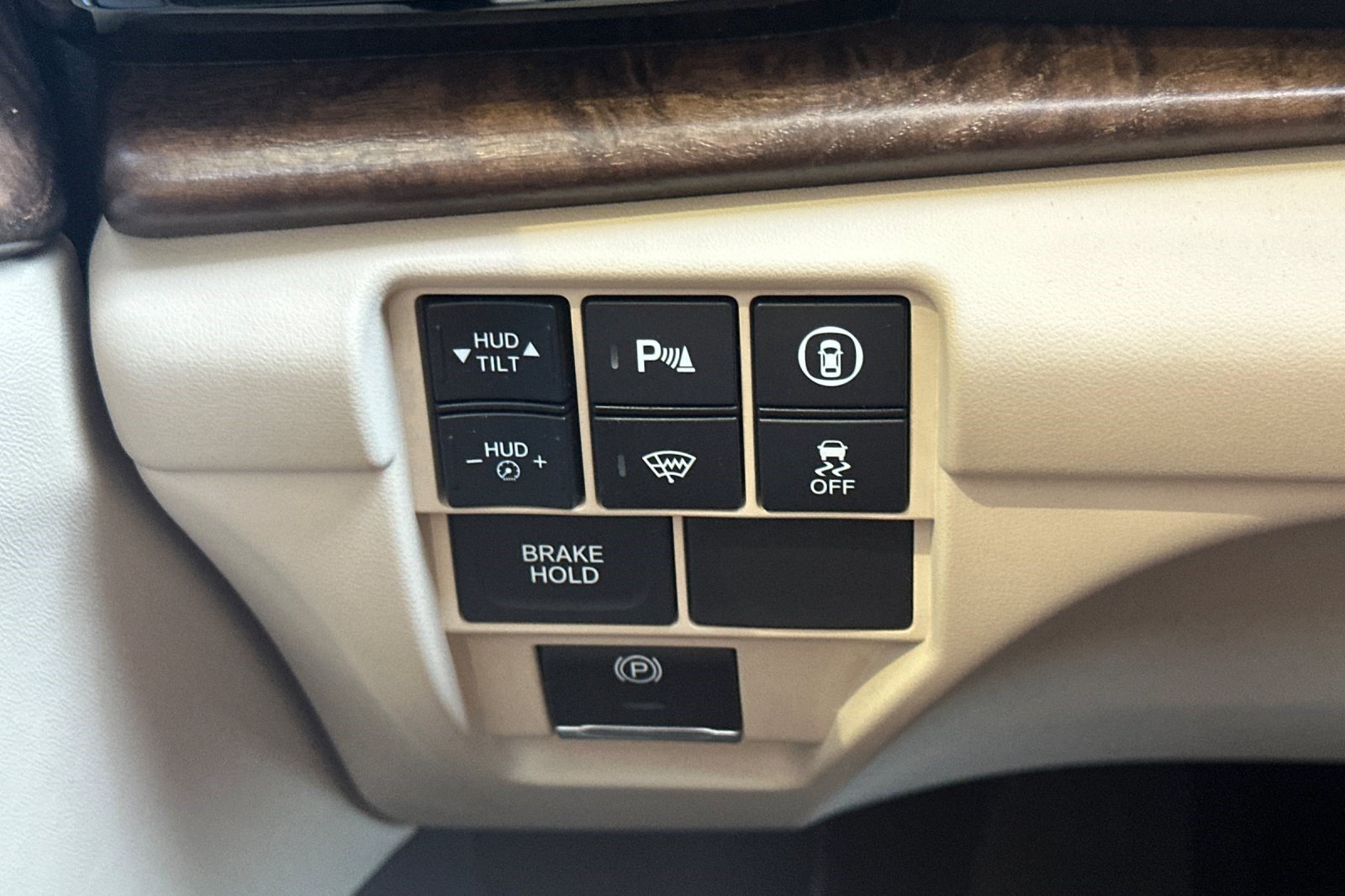 Used 2023 Acura RDX AWD w/ Advance Package image 37