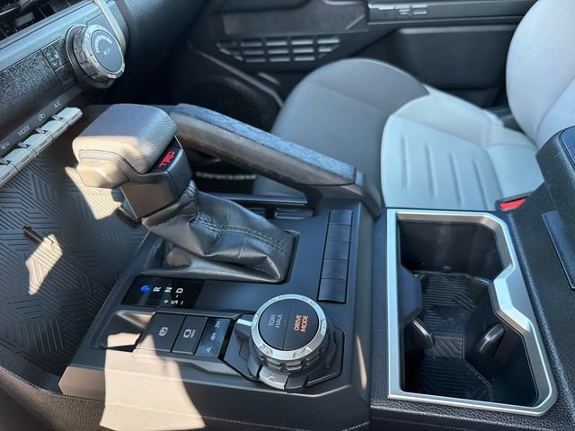 Used 2025 Toyota Tacoma TRD Sport AWD/4WD image 26