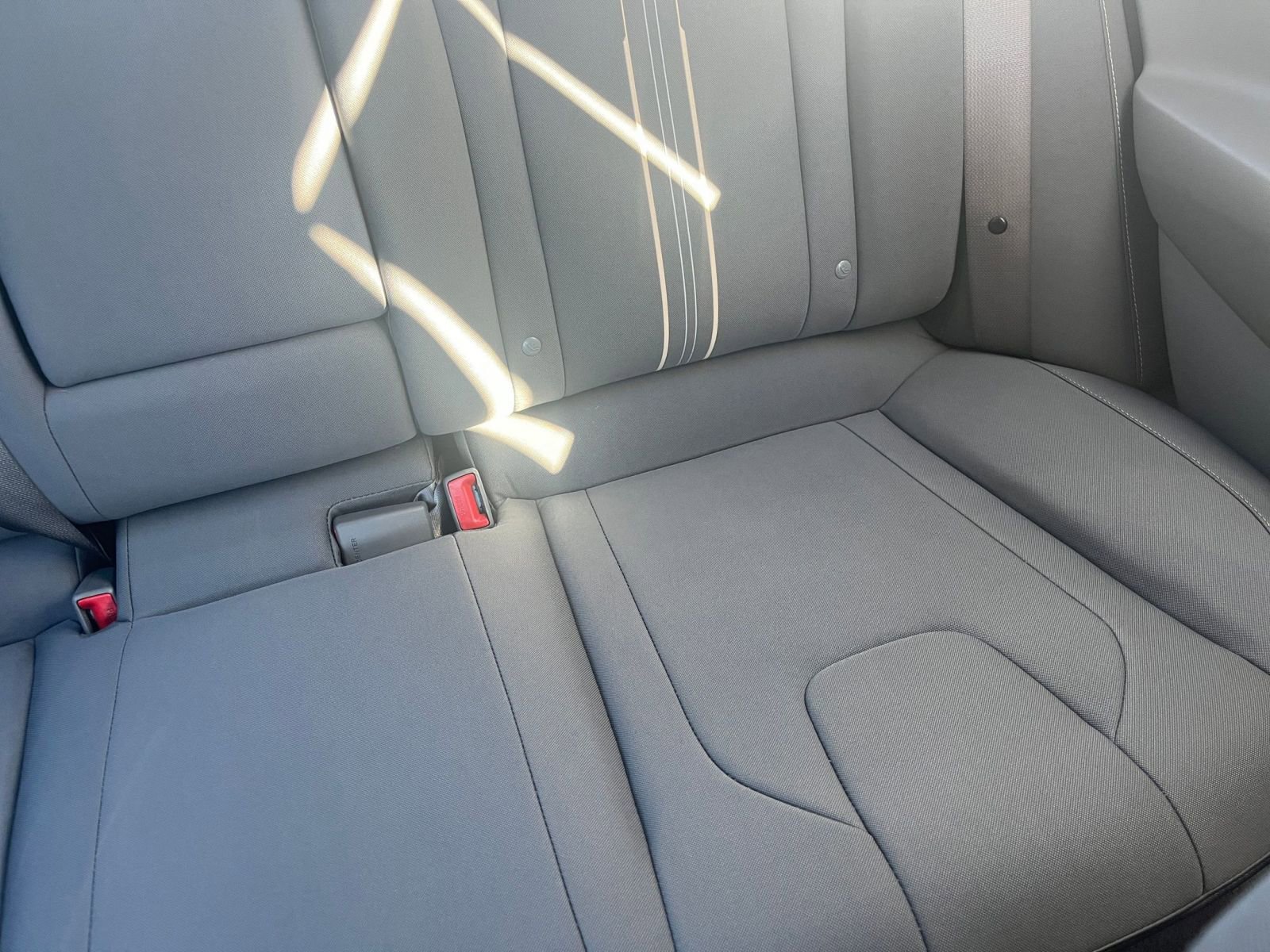 Used 2025 Hyundai Elantra SEL FWD image 40