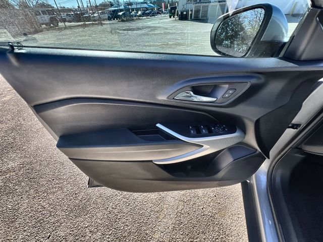 Certified 2025 Chevrolet Trax LS w/ LS Convenience Package image 20