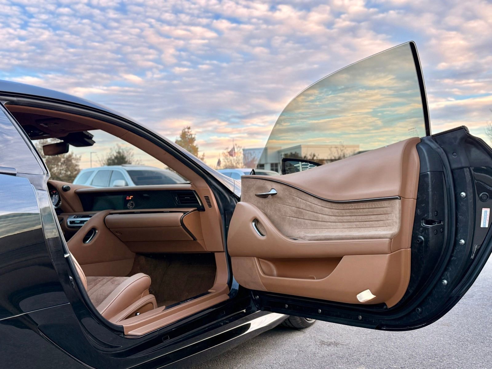 Used 2018 Lexus LC 500 Coupe image 38