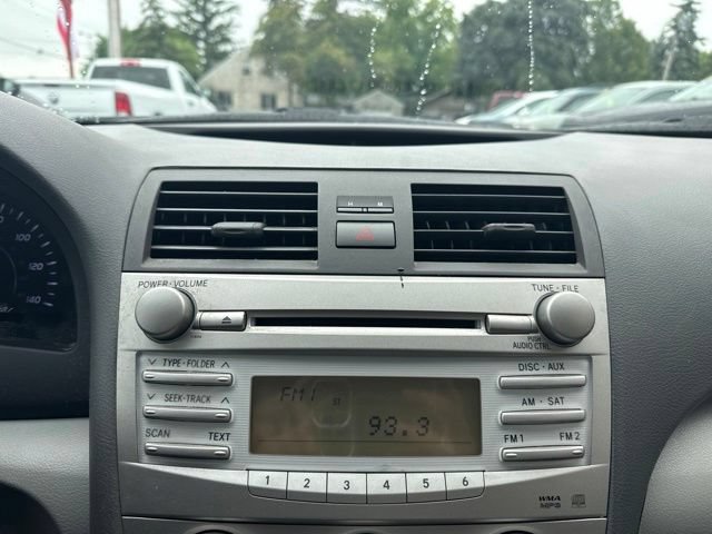 Used 2010 Toyota Camry LE FWD image 24