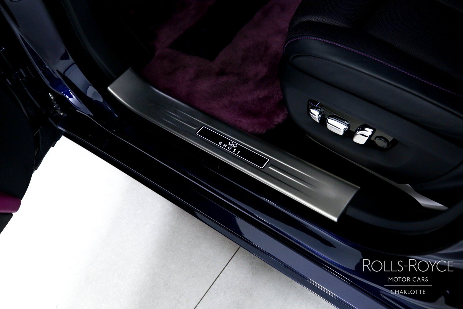 Certified 2024 Rolls-Royce Ghost Black Badge AWD/4WD image 17