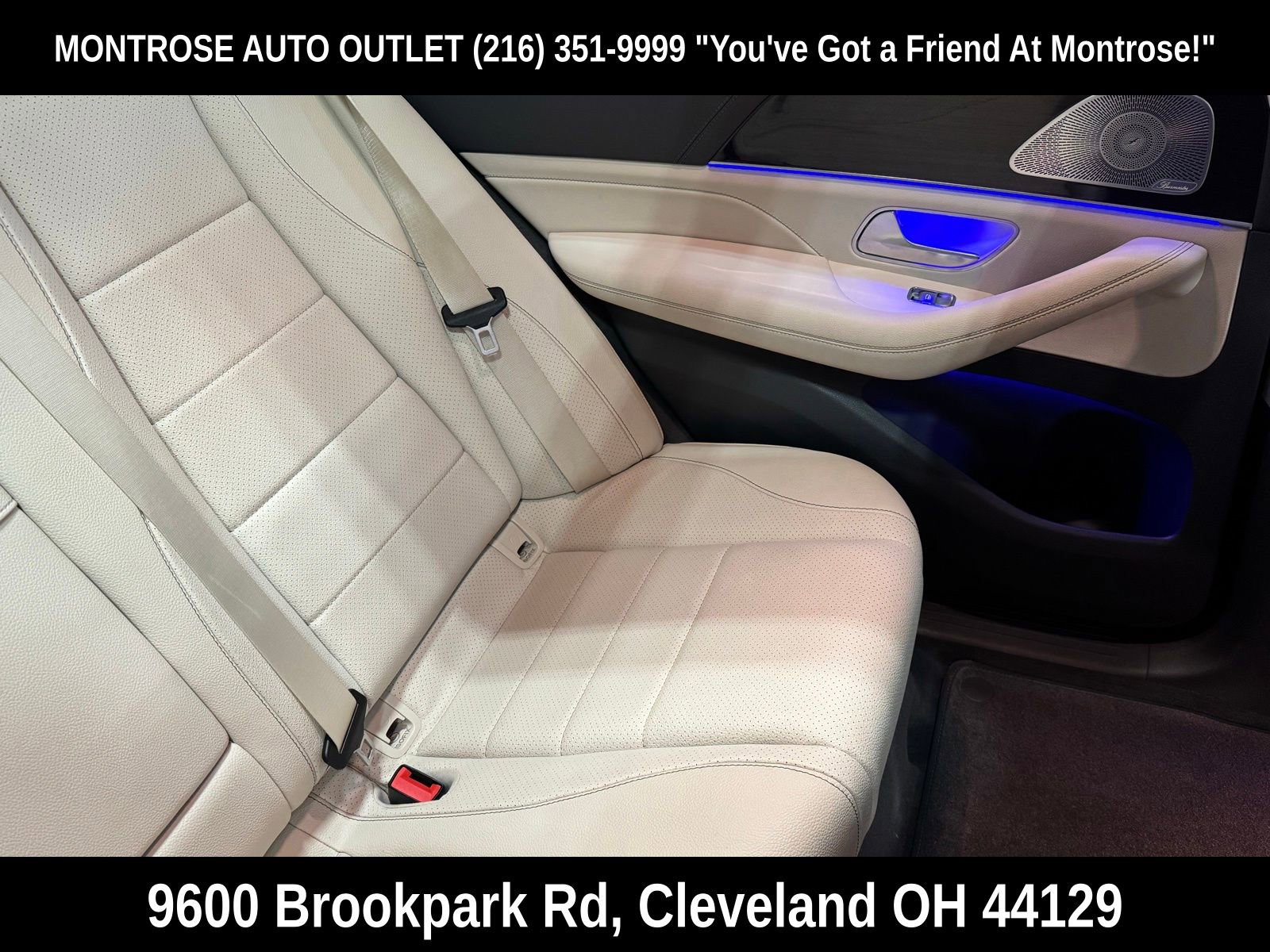 Used 2020 Mercedes-Benz GLE 350 4MATIC w/ MBUX Technology Package image 34