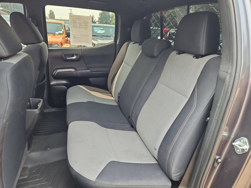 Used 2021 Toyota Tacoma TRD Off-Road AWD/4WD image 14
