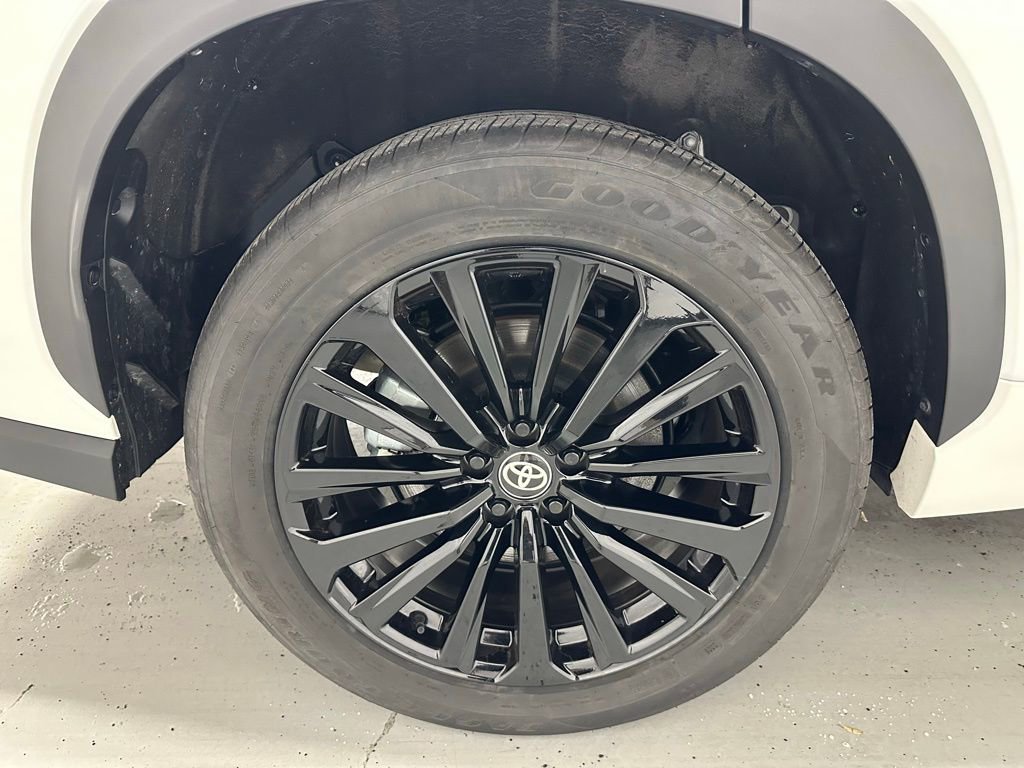 Used 2025 Toyota Highlander XSE image 68