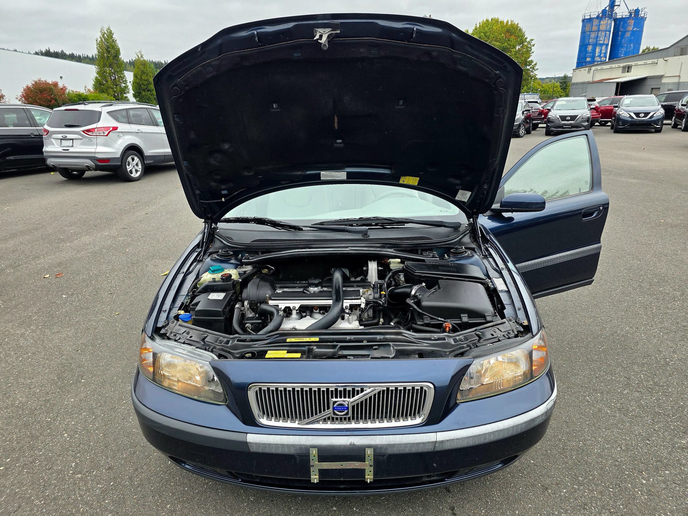 Used 2004 Volvo V70 2.5T FWD image 39