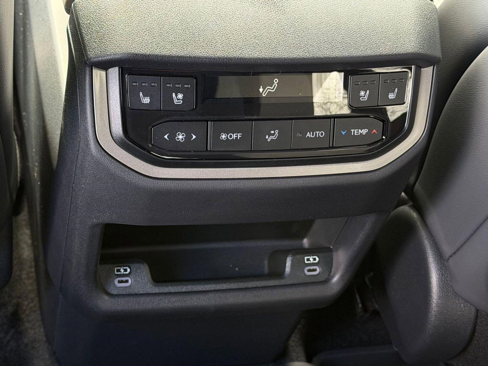 New 2026 Lexus TX 500h AWD image 24