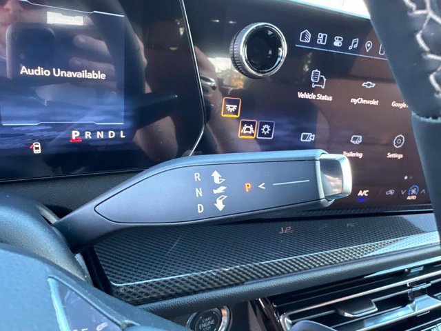 New 2027 Chevrolet Traverse Z71 w/ Driver Confidence Package AWD/4WD image 21
