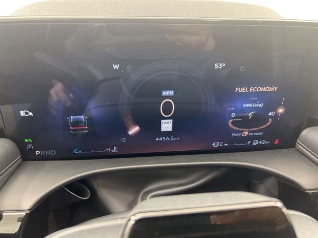 Used 2025 Lincoln Aviator AWD image 17