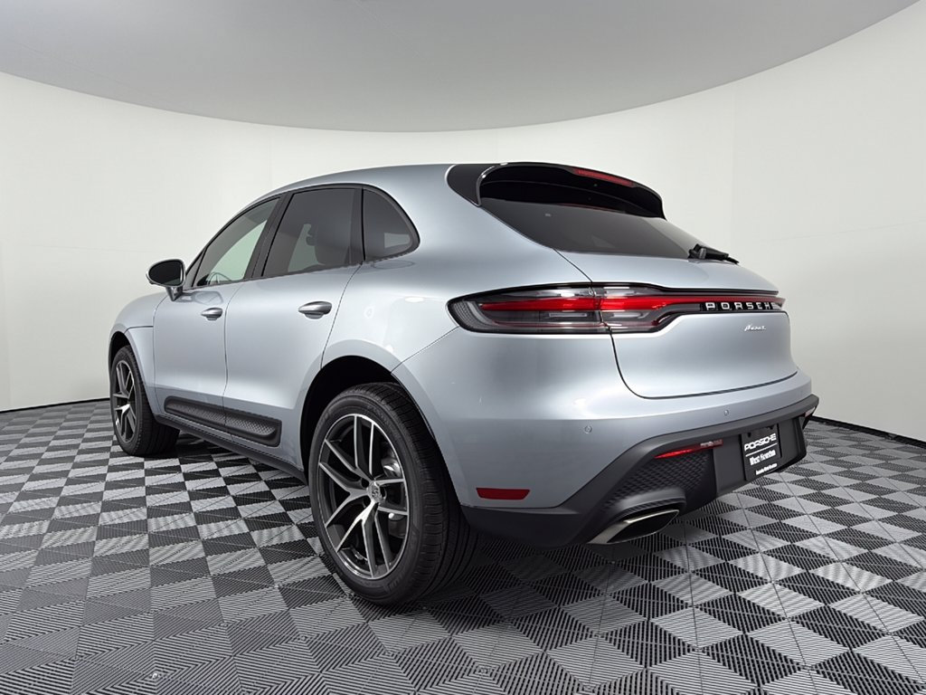 New 2026 Porsche Macan AWD/4WD image 3