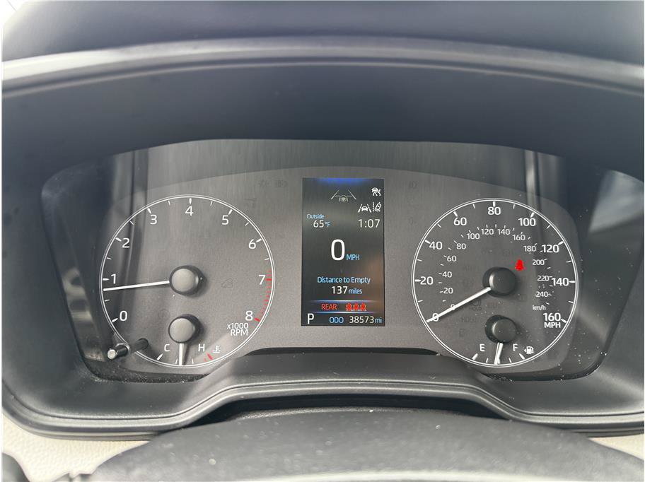 Used 2025 Toyota Corolla LE FWD image 23
