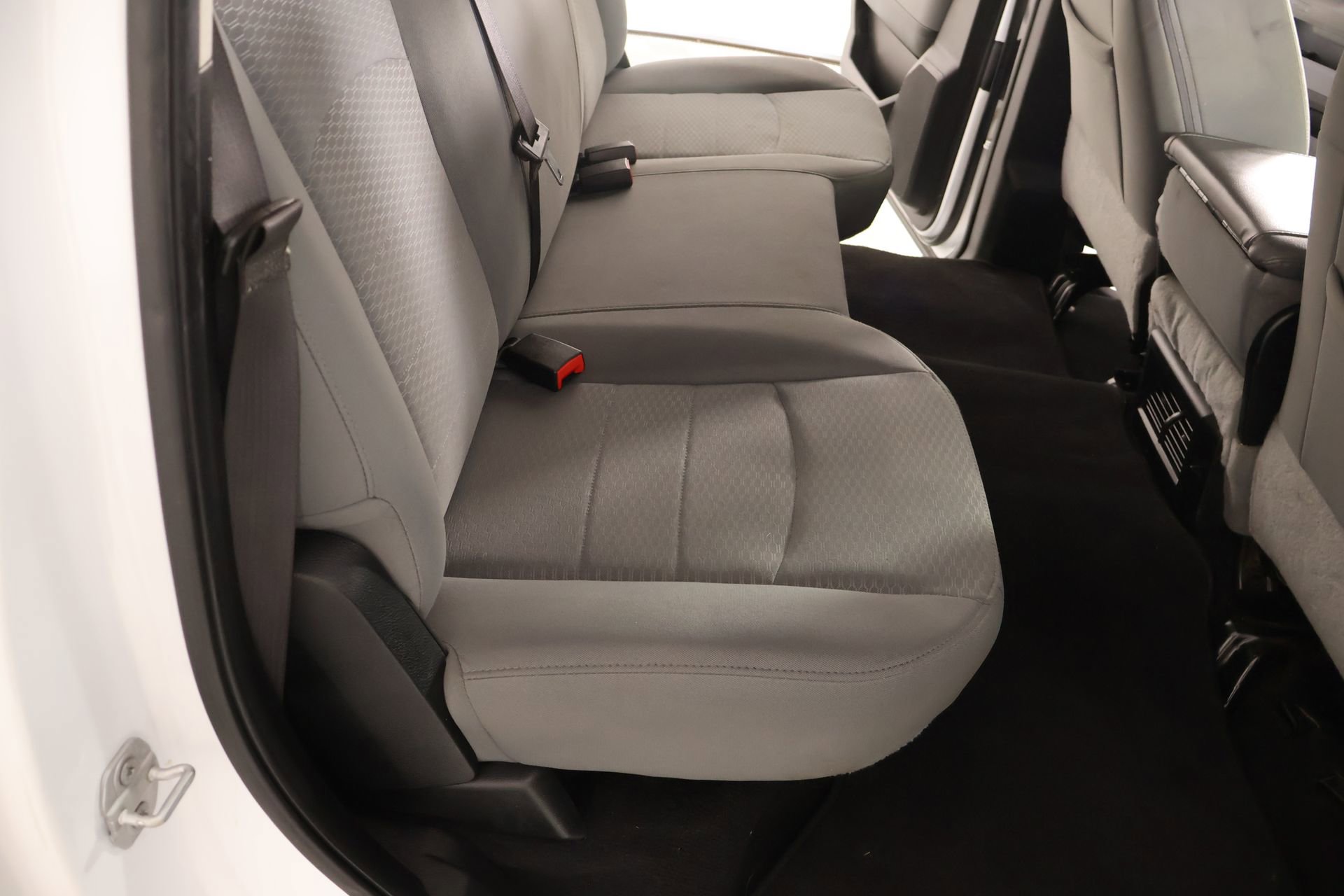 Used 2019 RAM 1500 Classic SLT w/ Luxury Group AWD/4WD image 13