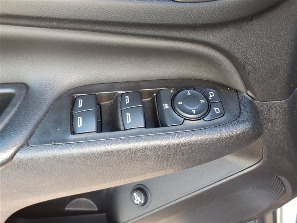 Used 2024 Chevrolet Equinox LT FWD image 24