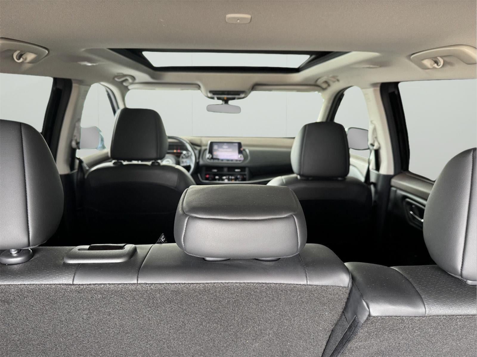 Used 2023 Nissan Rogue SV w/ SV Premium B Package AWD/4WD image 8