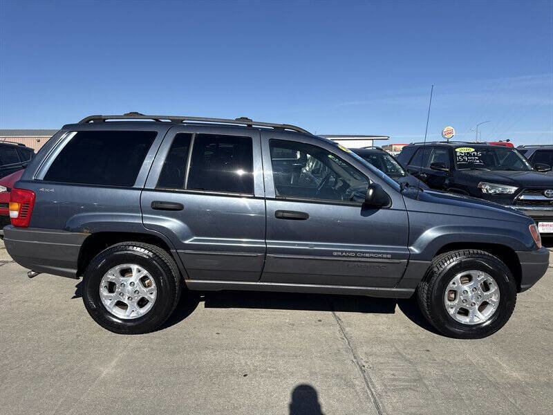 Used 2000 Jeep Grand Cherokee Laredo AWD/4WD image 9