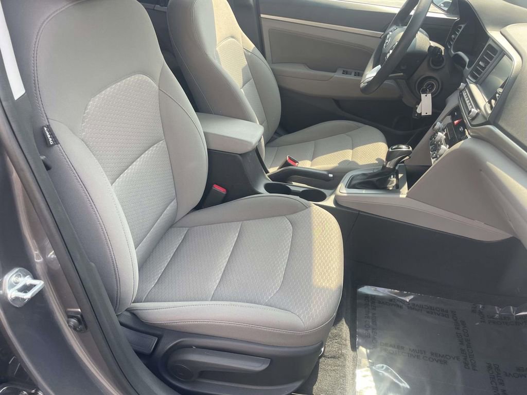 Used 2020 Hyundai Elantra SEL FWD image 23