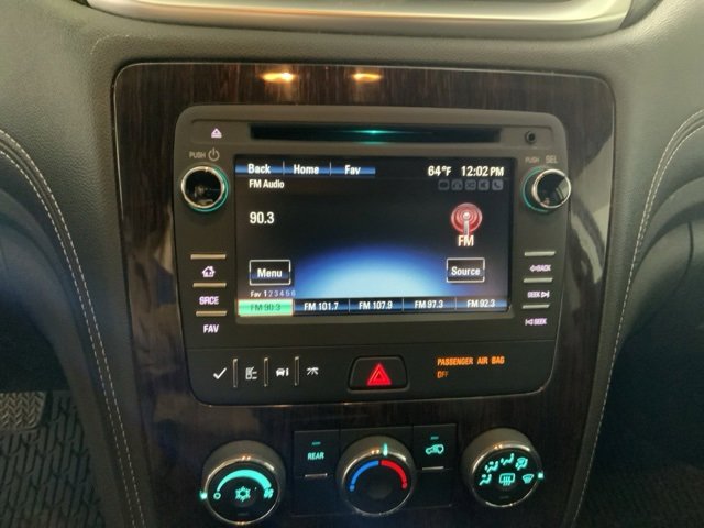 Used 2017 Chevrolet Traverse LT image 19
