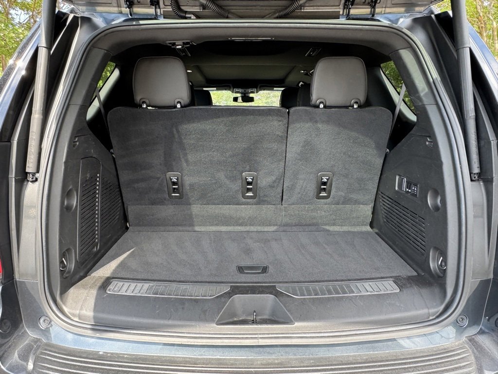Used 2021 Chevrolet Tahoe Z71 w/ Z71 Signature Package image 19
