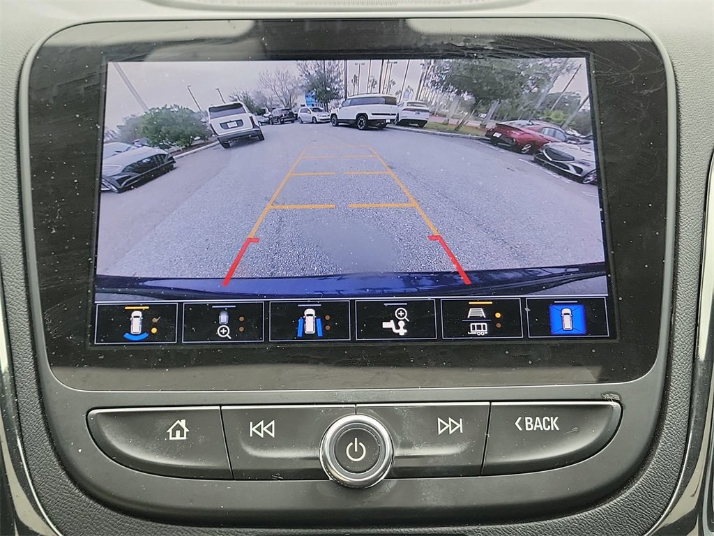 Used 2023 Chevrolet Equinox RS w/ RS Leather Package image 28