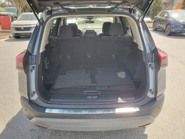 Certified 2023 Nissan Rogue SV FWD image 11