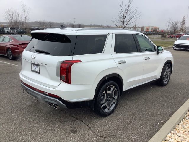 Used 2023 Hyundai Palisade Limited AWD/4WD image 6