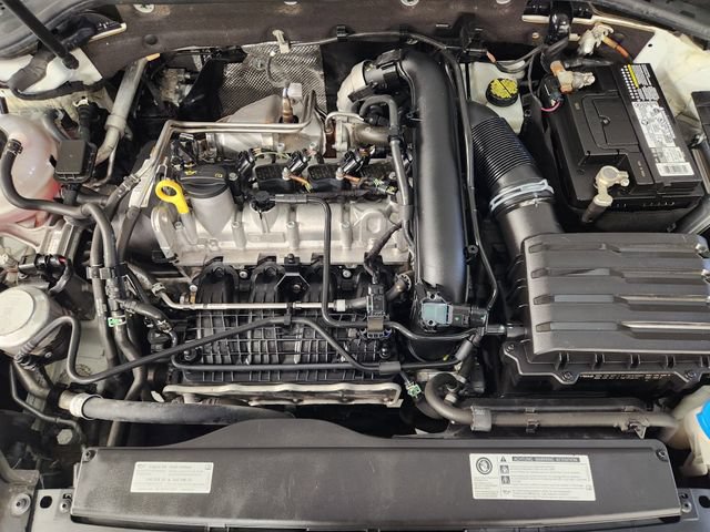 Used 2019 Volkswagen Golf S FWD image 31