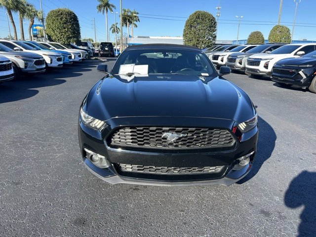 Used 2017 Ford Mustang Premium image 2