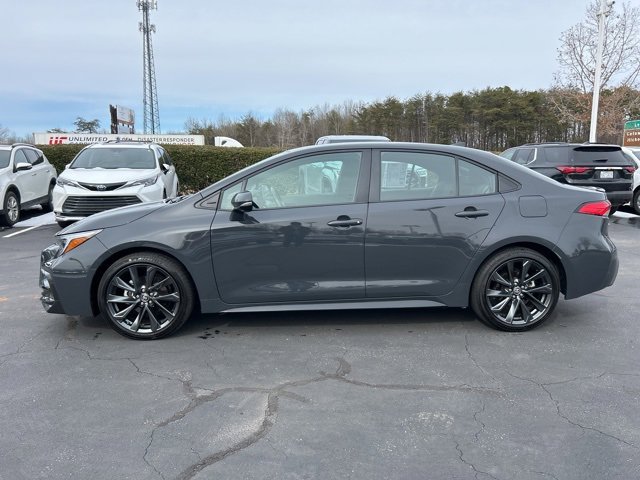 Used 2025 Toyota Corolla SE image 8