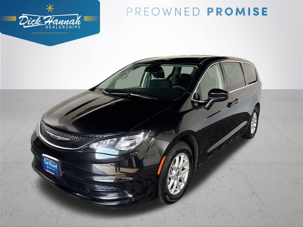 Used 2023 Chrysler Voyager LX FWD image 1