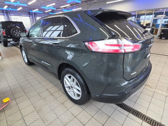 Certified 2024 Ford Edge SEL w/ Convenience Package image 18