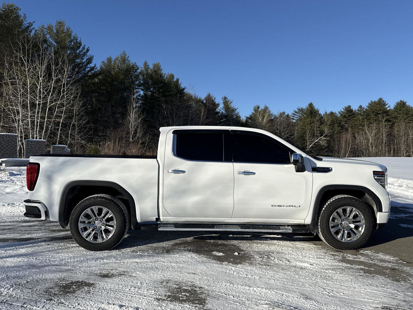 Used 2022 GMC Sierra 1500 Denali image 6