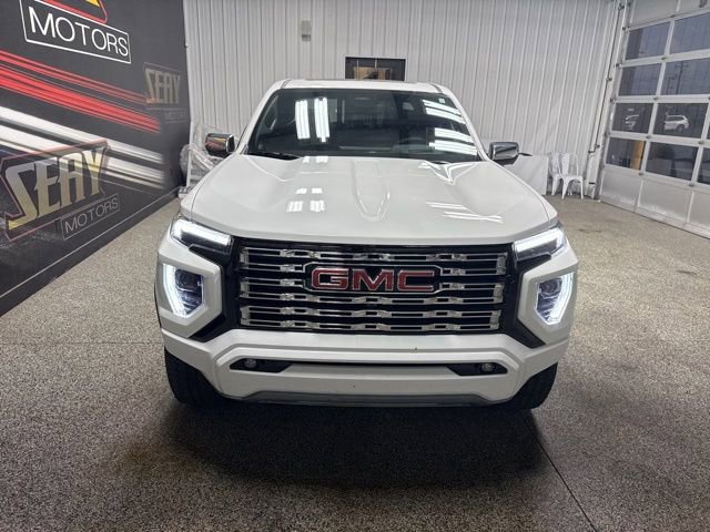 Used 2023 GMC Canyon Denali image 16