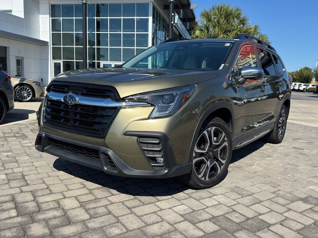 Used 2023 Subaru Ascent Limited w/ Technology Package