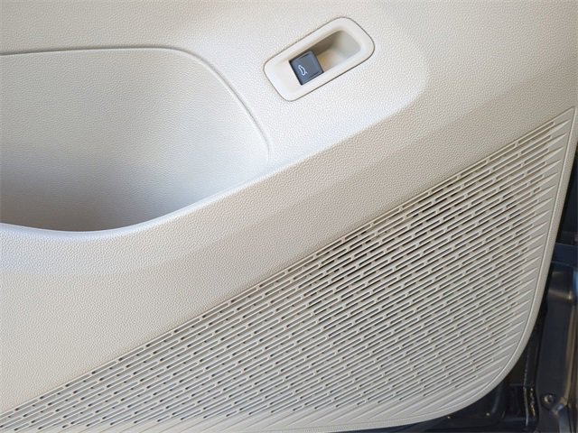 New 2026 Volkswagen Atlas SEL Premium R-Line image 19