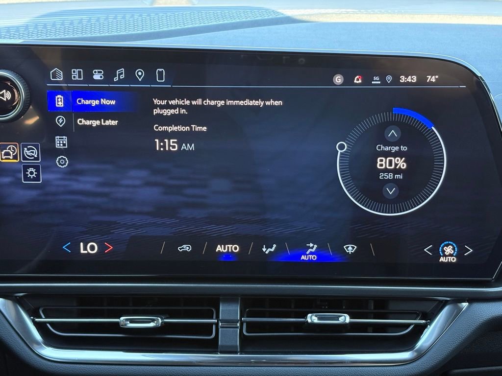 New 2026 Chevrolet Equinox EV LT w/ Midnight Package image 32