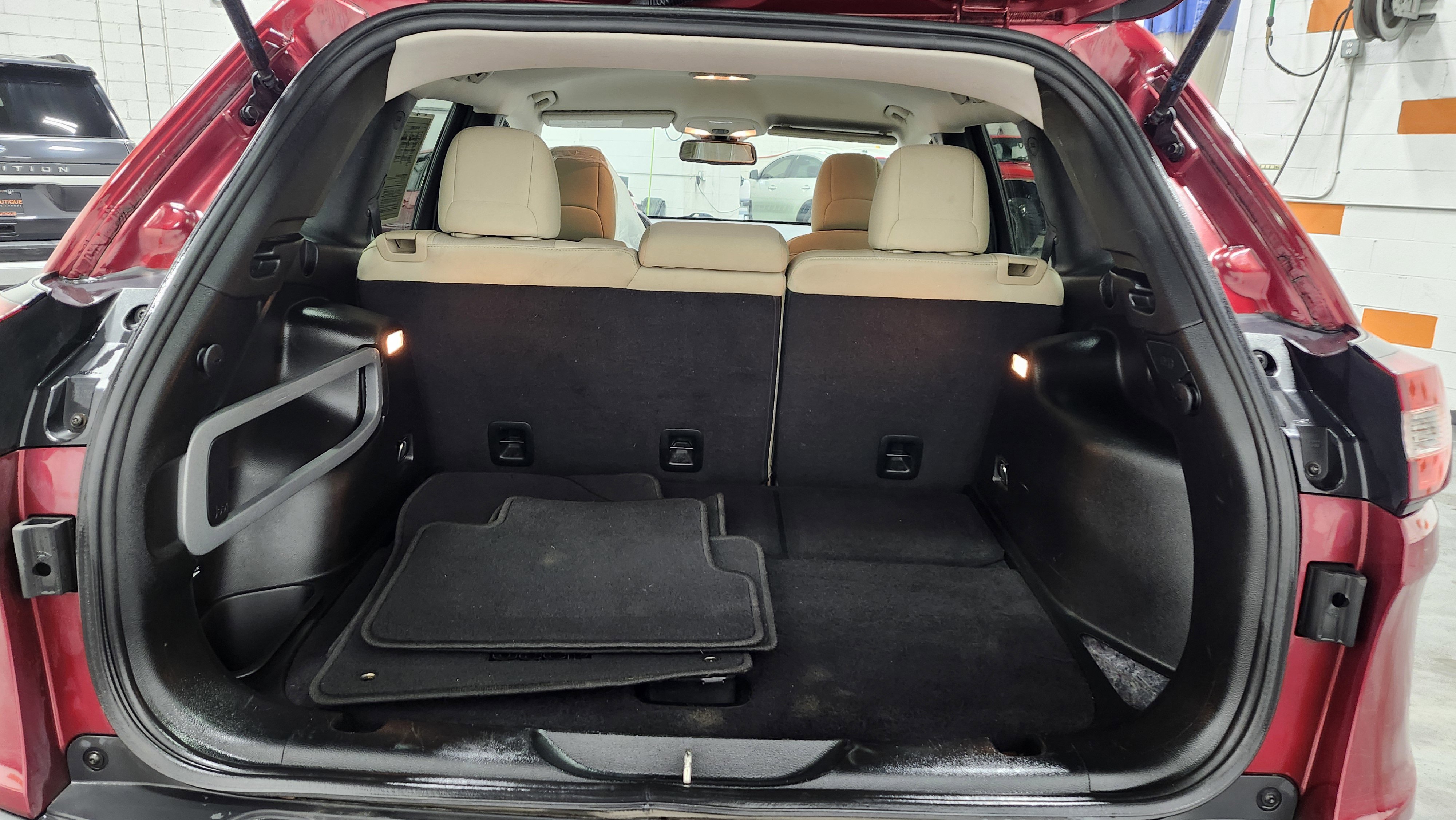 Used 2017 Jeep Cherokee Sport w/ Safety Group image 20