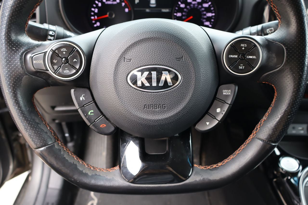 Used 2018 Kia Soul ! w/ Tech Package FWD image 11