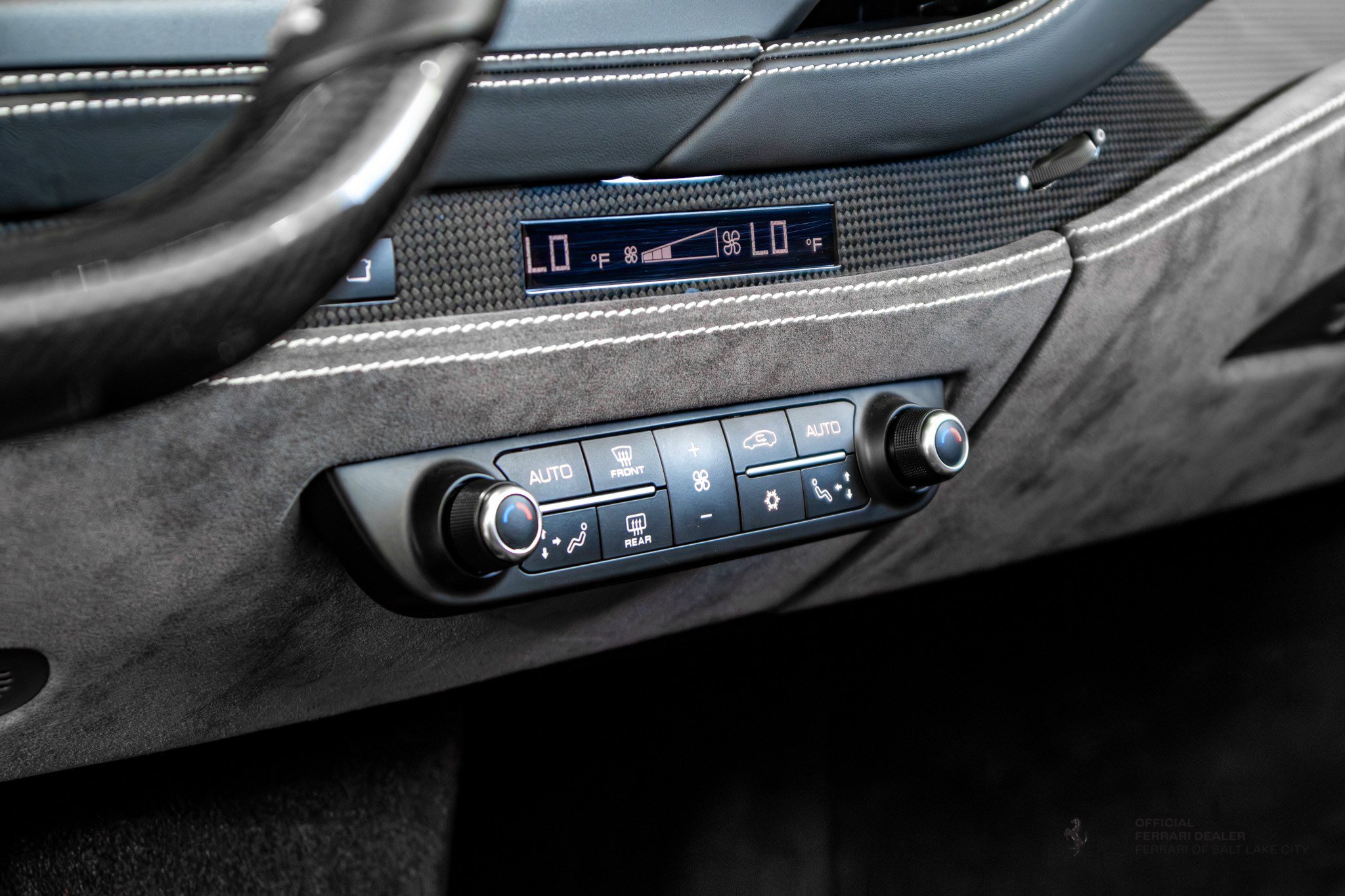 Used 2022 Ferrari F8 Tributo RWD image 19