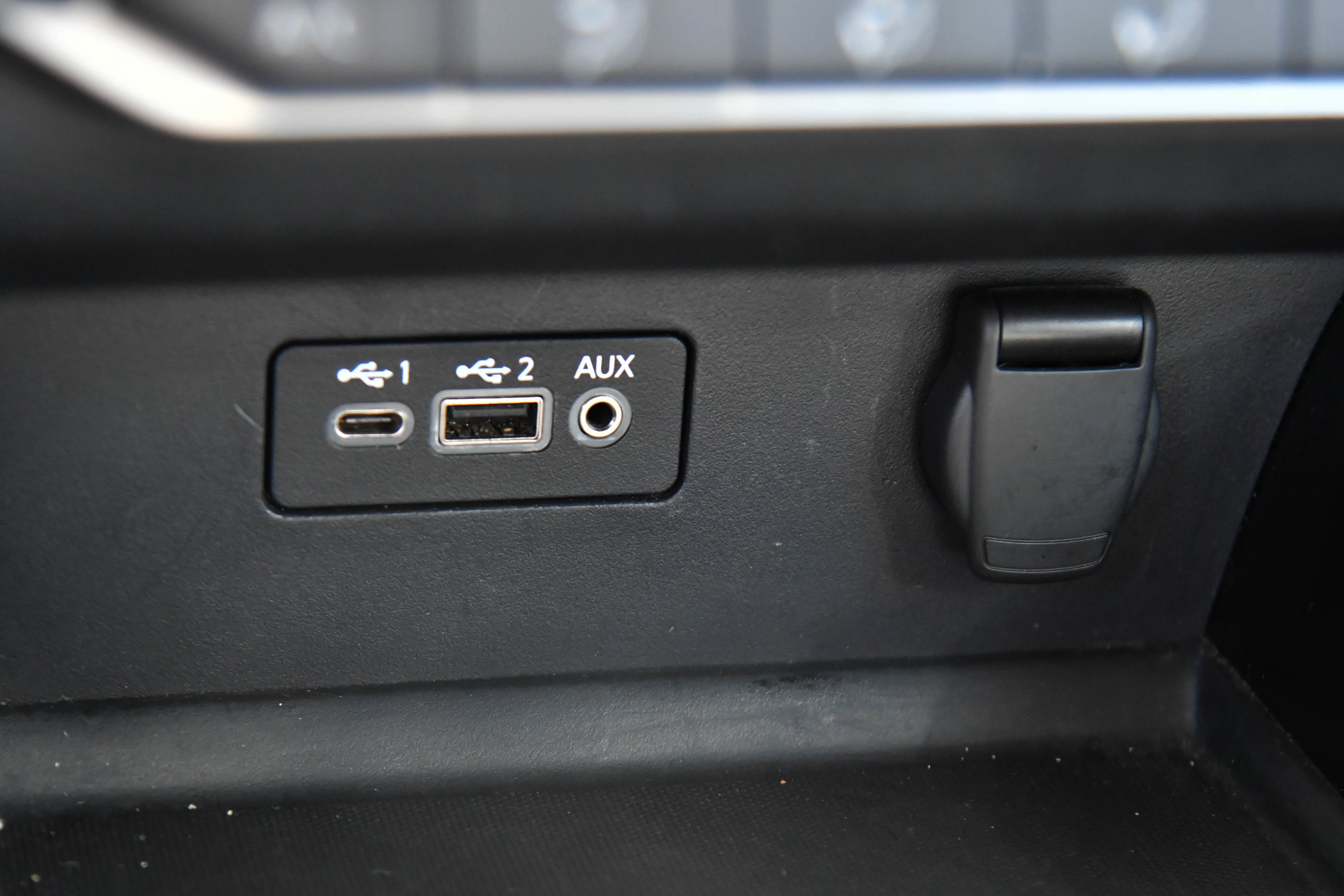 Used 2024 Nissan Altima 2.5 SR FWD image 23