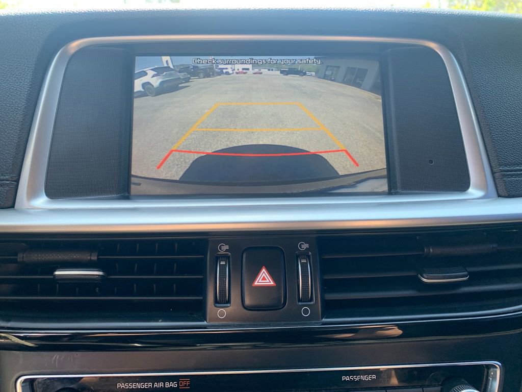 Used 2019 Kia Optima LX image 22