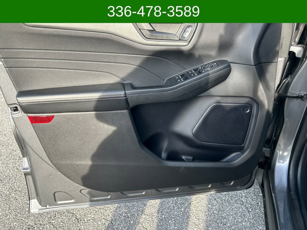 Used 2024 Ford Escape Active w/ Cold Weather Package image 10