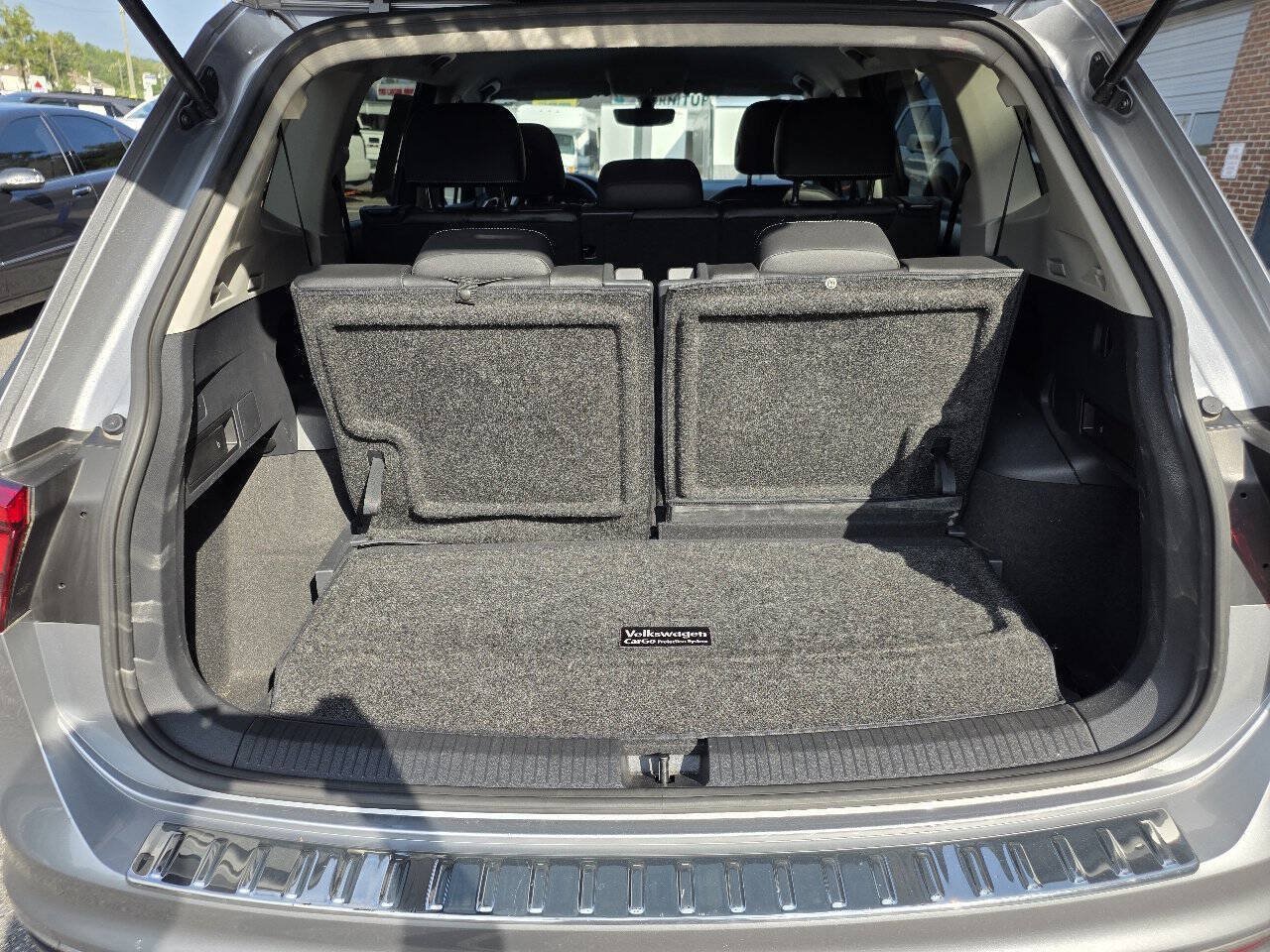 Used 2021 Volkswagen Tiguan S FWD image 21