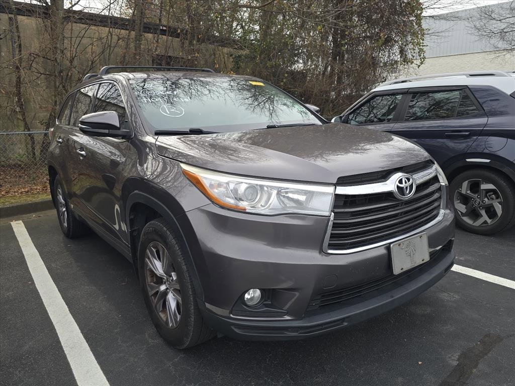 Used 2016 Toyota Highlander Plus