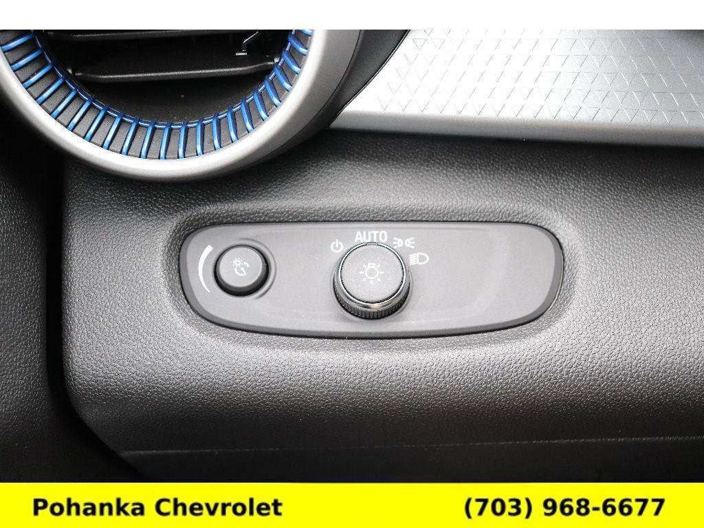Used 2024 Chevrolet Trax LS w/ LS Convenience Package FWD image 14