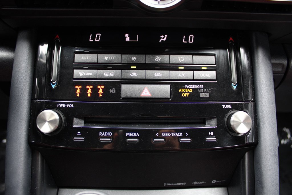Used 2024 Lexus IS 350 F Sport RWD image 17