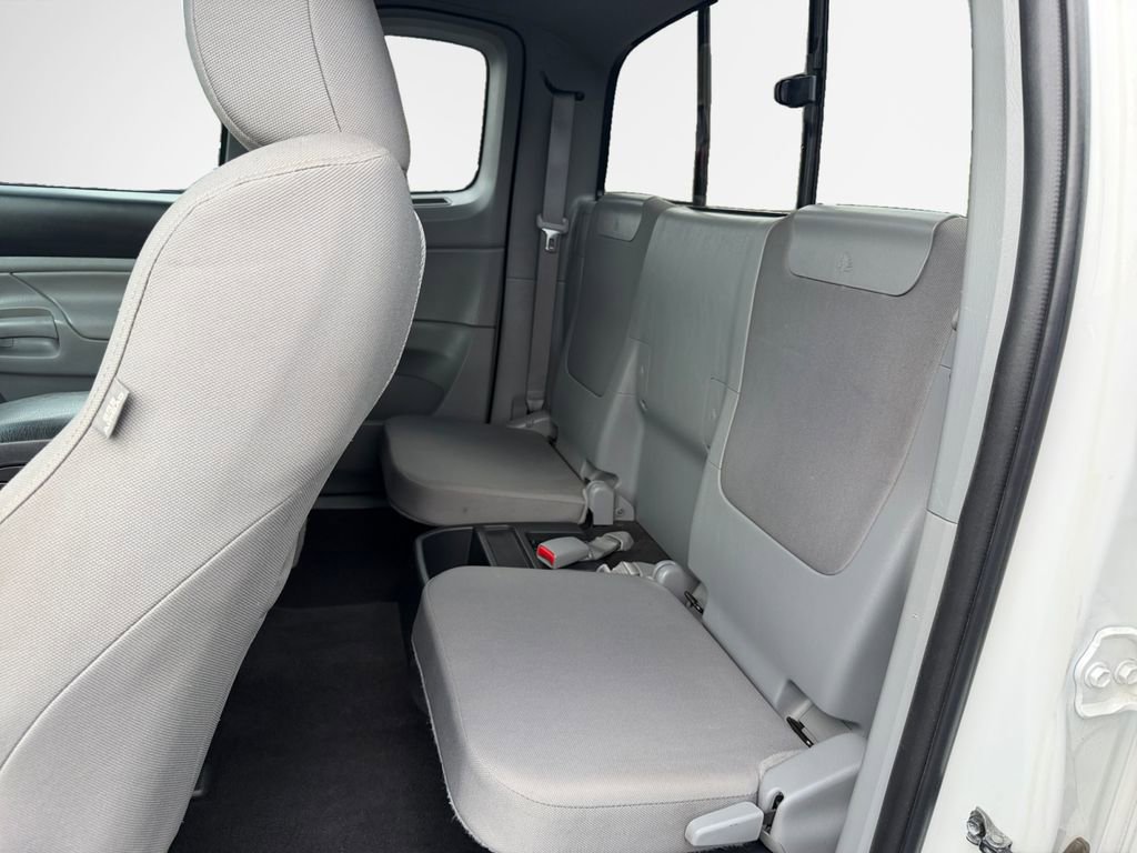 Used 2012 Toyota Tacoma 4x4 Access Cab V6 w/ TRD Off-Road Pkg image 24